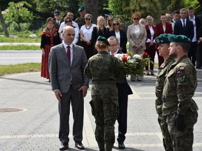 Zdjęcie ze Święta Konstytucji w gminie Gościeradów