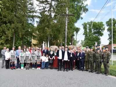 Zdjęcie ze Święta Konstytucji w gminie Gościeradów