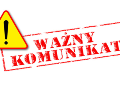Czerwony napis ważny komunikat na białym tle z żółtym znakiem ostrzegawczym