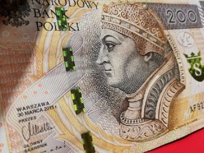 banknot dwustu złotowy