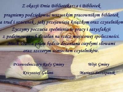 Książka z różą