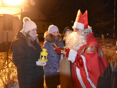 Zdjęcie z Przekazania "Betlejemskiego Światła Pokoju"