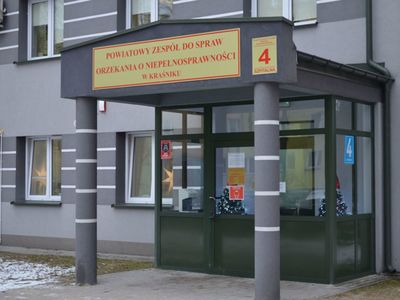 Zdjęcie z otwarcia Powiatowego Zespołu ds. Orzekania o Niepełnosprawności w Kraśniku