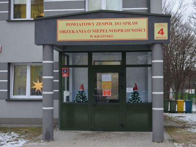 Zdjęcie z otwarcia Powiatowego Zespołu ds. Orzekania o Niepełnosprawności w Kraśniku