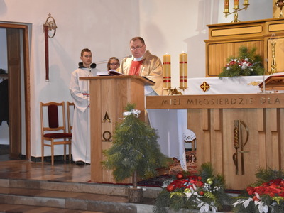 Zdjęcie z Mszy Świętej w kościele w Szczecynie