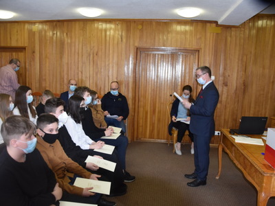 Zdjęcie z I sesji IV kadencji MRG Gościeradów