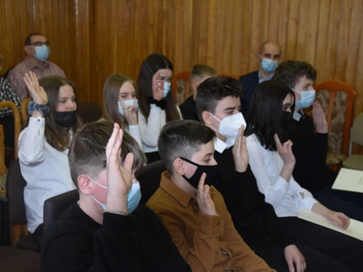 Zdjęcie z I sesji IV kadencji MRG Gościeradów