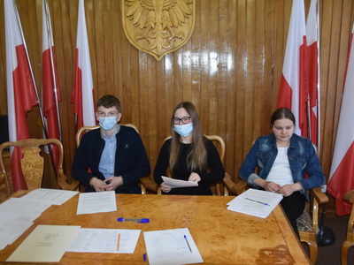 Zdjęcie z II sesji Młodzieżowej Rady Gminy Gościeradów
