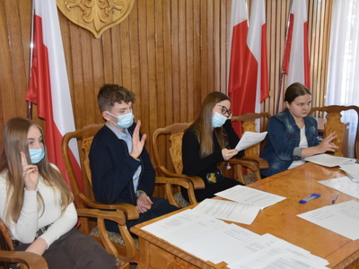 Zdjęcie z II sesji Młodzieżowej Rady Gminy Gościeradów