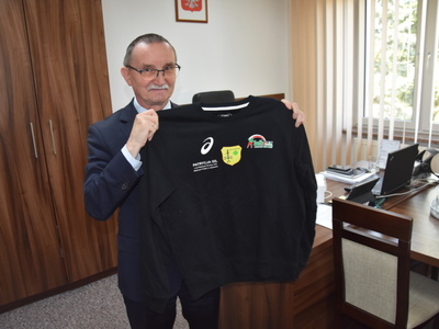 Zdjęcie Wójta Gminy Gościeradów z zapaśniczką Patrycją Gil