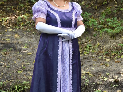 Zdjęcie przedstawiające uczestników w "strojach z epoki"