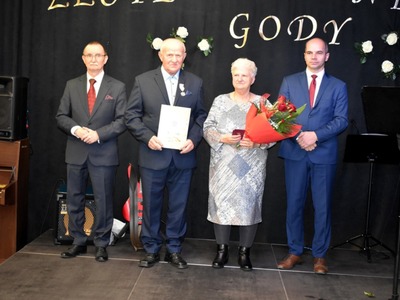 Zdjęcie z jubileuszów ślubnych w gminie Gościeradów