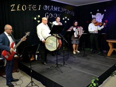 Zdjęcie z jubileuszów ślubnych w gminie Gościeradów