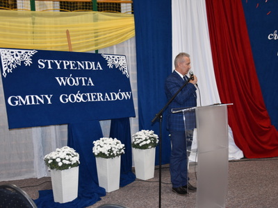 Zdjęcie z rozdania Stypendiów Wójta Gminy Gościeradów