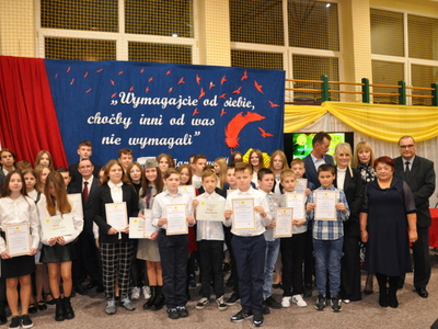 Zdjęcie z rozdania Stypendiów Wójta Gminy Gościeradów