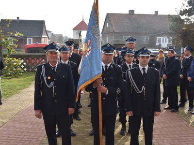 Zdjęcie ze 104 rocznicy odzyskania niepodległości w gminie Gościeradów
