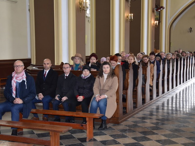 Zdjęcie ze 104 rocznicy odzyskania niepodległości w gminie Gościeradów