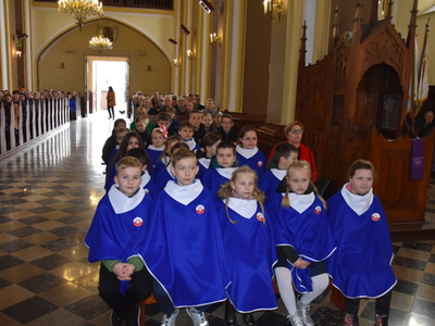 Zdjęcie ze 104 rocznicy odzyskania niepodległości w gminie Gościeradów