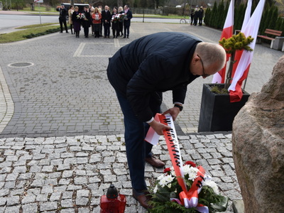 Zdjęcie ze 104 rocznicy odzyskania niepodległości w gminie Gościeradów