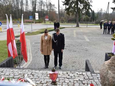 Zdjęcie ze 104 rocznicy odzyskania niepodległości w gminie Gościeradów