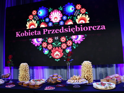 Zdjęcie z konferencji inaugurującej nową odsłonę konkursu „Kobieta Przedsiębiorcza”