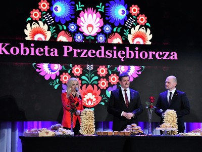Zdjęcie z konferencji inaugurującej nową odsłonę konkursu „Kobieta Przedsiębiorcza”