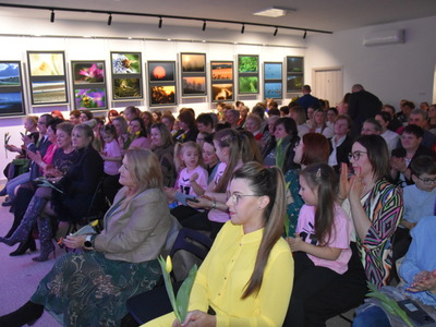 Zdjęcie z koncertu z okazji Dnia Kobiet w Gościeradowie