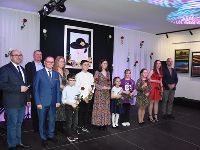 Zdjęcie z koncertu z okazji Dnia Kobiet w Gościeradowie