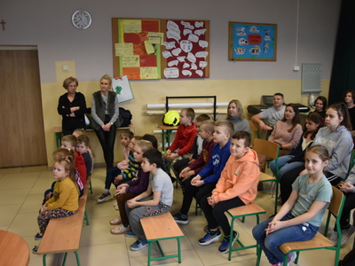 Spotkanie ,,Razem bezpieczniej" w PSP w Mniszku