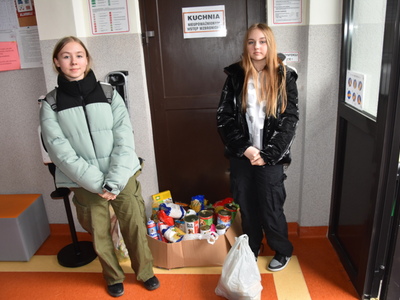 Zbiórka karmy dla przytuliska zorganizowana przez MRG Gościeradów