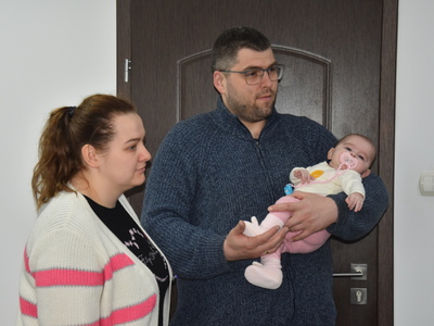 Zdjęcie ze spotkania z okazji narodzin nowego mieszkańca gminy Gościeradów