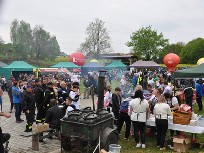 Zdjęcie z II Rajdu Rowerowego ,,Z Konstytucją na Rowerze"