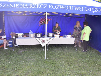 Zdjęcie z Rodzinnego Dnia Pieroga w Suchodołach