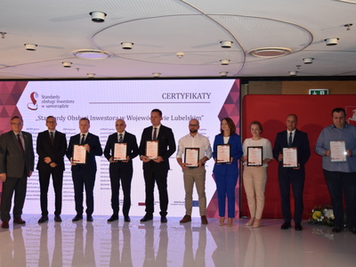 Zdjęcie z Gali wręczenia certyfikatów projektu ,,Standardy Obsługi Inwestora w Województwie Lubelskim"