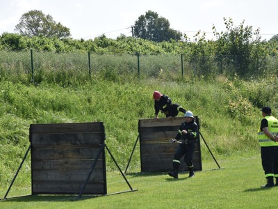 Zdjęcie z powiatowych zawodów sportowo - pożarniczych