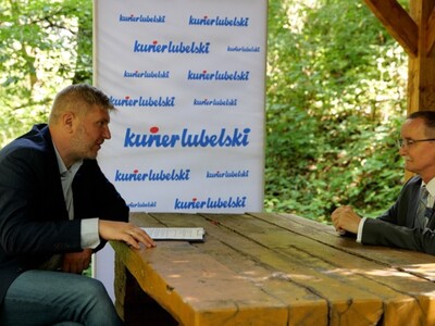 Zdjęcie podczas wywiadu Kuriera Lubelskiego z Wójtem Gminy Gościeradów