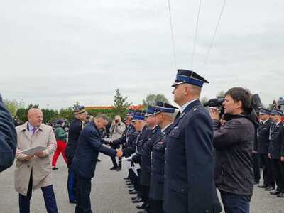 Zdjęcie z przekazania quadów dla PSP i OSP z powiatu kraśnickiego