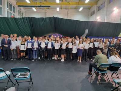 Zdjęcie z rozdania stypendium Wójta Gminy Gościeradów