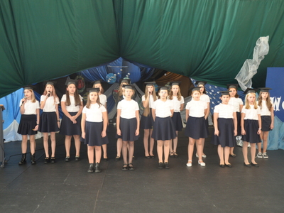 Zdjęcie z rozdania stypendium Wójta Gminy Gościeradów