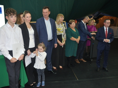 Zdjęcie z rozdania stypendium Wójta Gminy Gościeradów