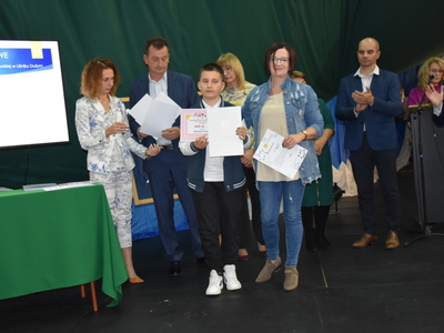 Zdjęcie z rozdania stypendium Wójta Gminy Gościeradów