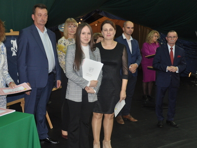 Zdjęcie z rozdania stypendium Wójta Gminy Gościeradów