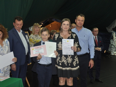 Zdjęcie z rozdania stypendium Wójta Gminy Gościeradów