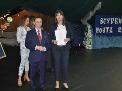 Zdjęcie z rozdania stypendium Wójta Gminy Gościeradów