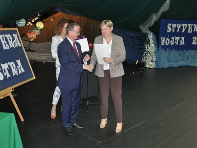 Zdjęcie z rozdania stypendium Wójta Gminy Gościeradów