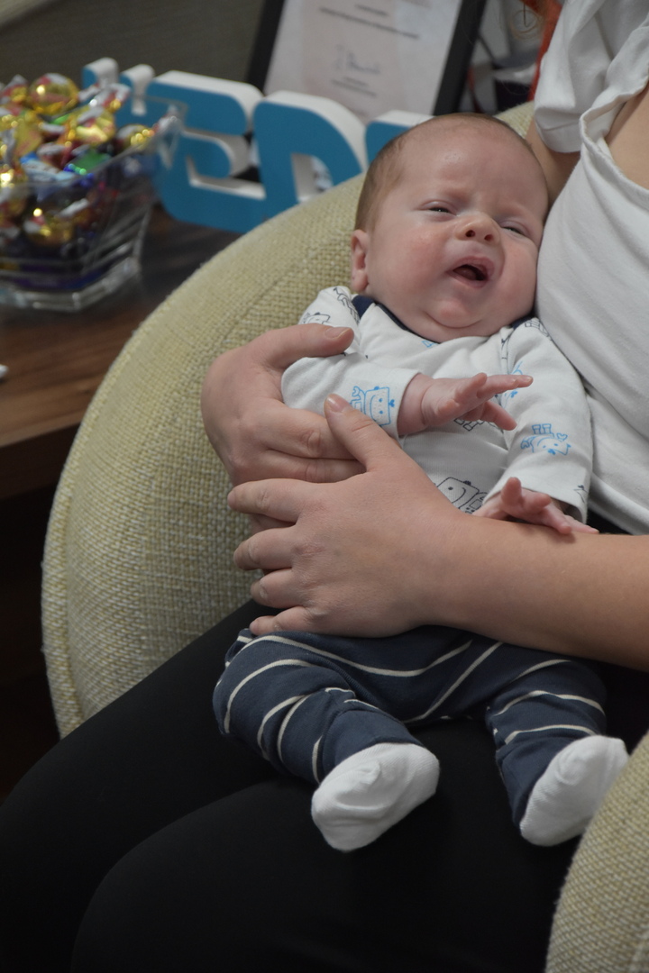 Zdjęcie z powitania nowego mieszkańca Gminy Gościeradów