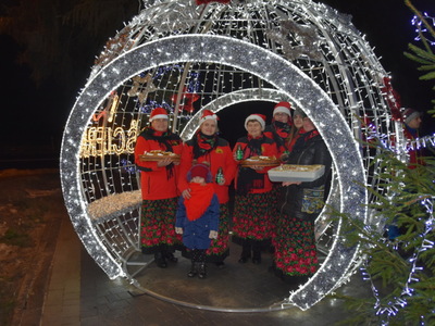 Zdjęcie z przekazania Betlejemskiego Światła Pokoju w gminie Gościeradów