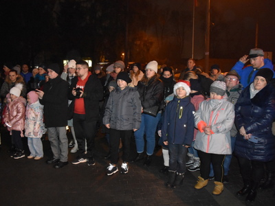 Zdjęcie z przekazania Betlejemskiego Światła Pokoju w gminie Gościeradów