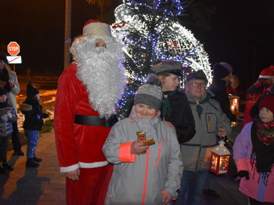 Zdjęcie z przekazania Betlejemskiego Światła Pokoju w gminie Gościeradów