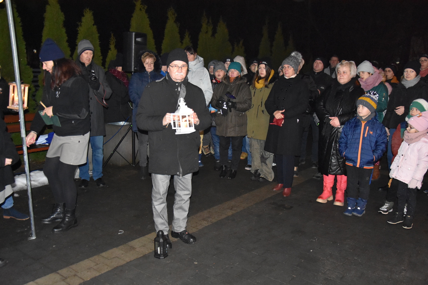 Zdjęcie z przekazania Betlejemskiego Światła Pokoju w gminie Gościeradów